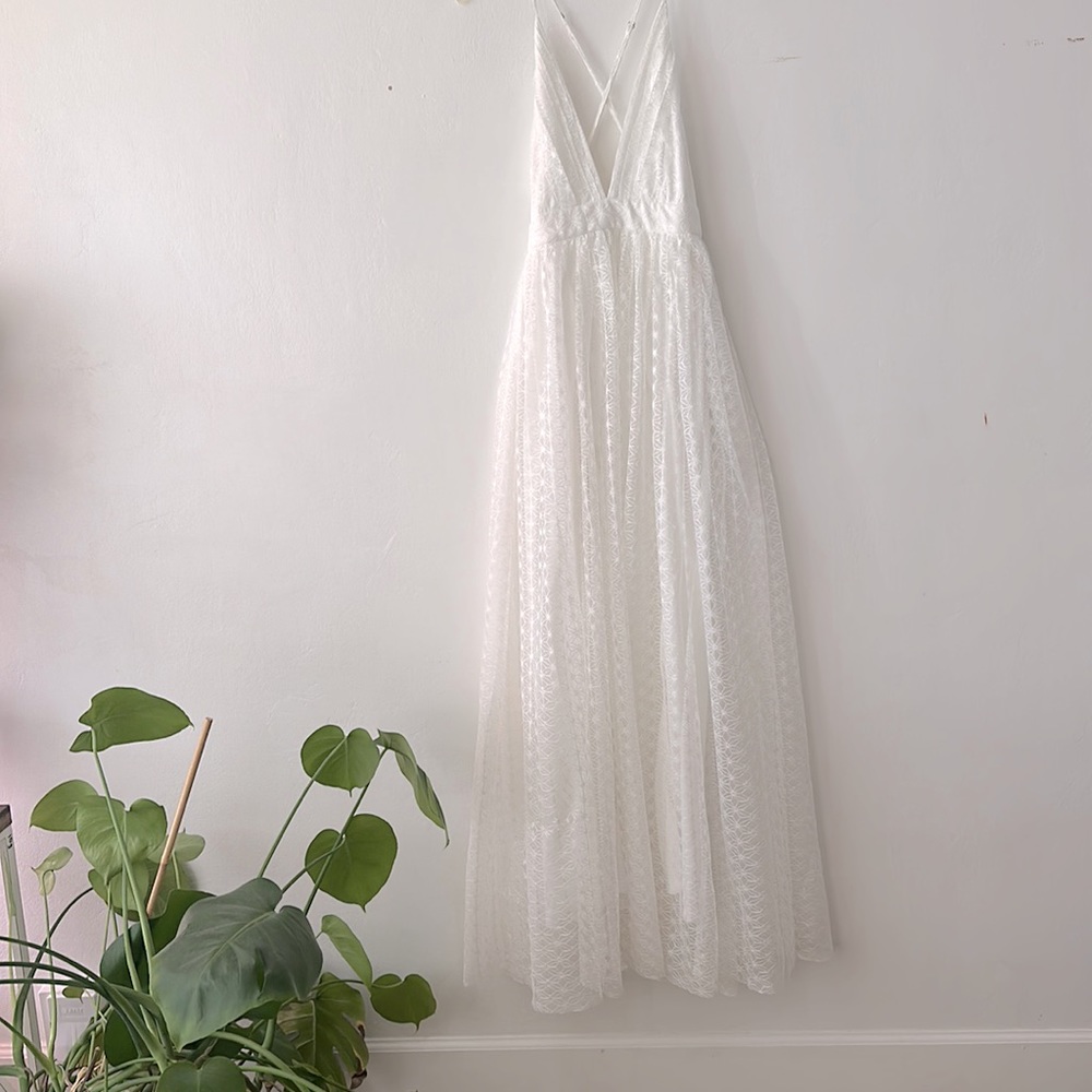 Steps NY Long White Dress Size Small